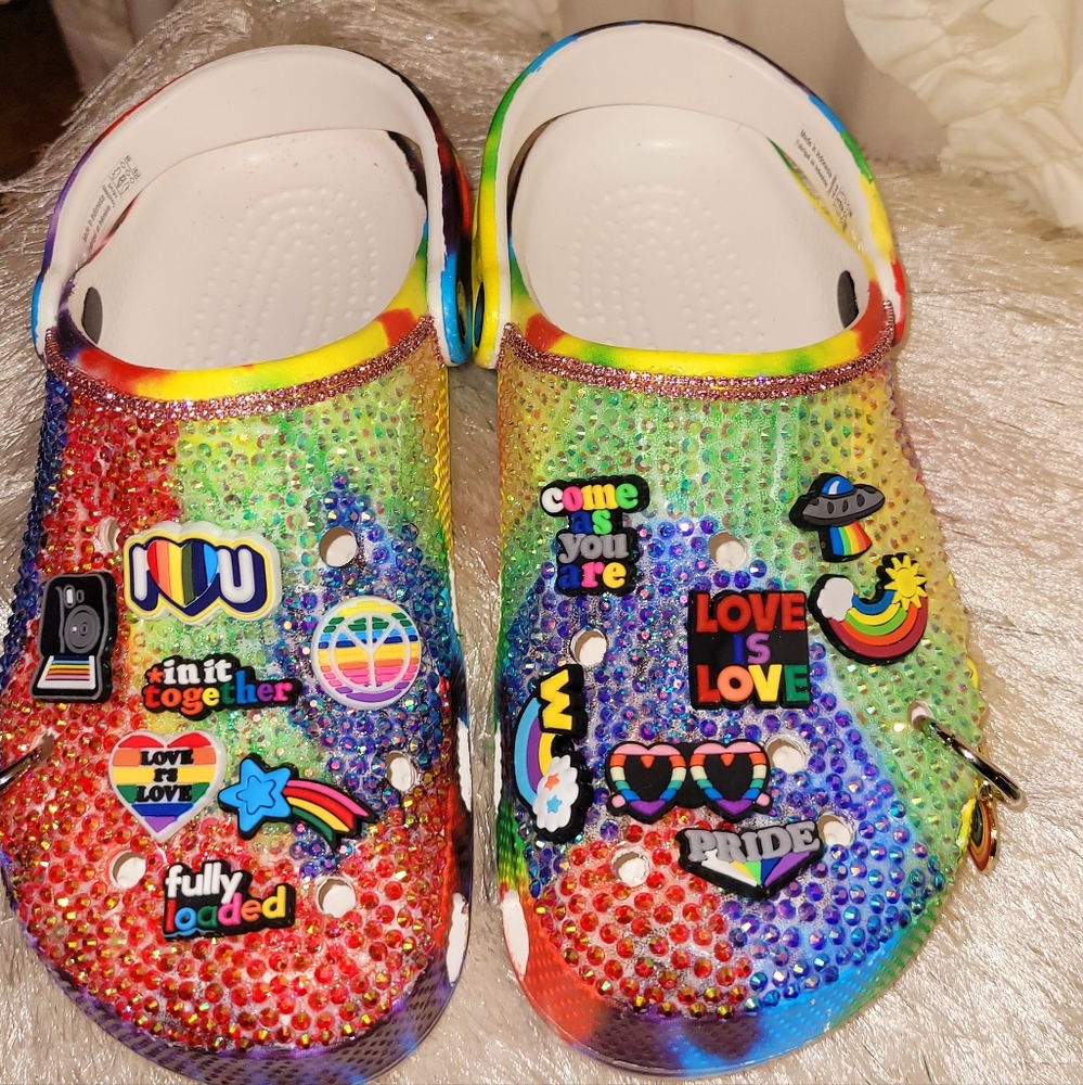 Love Is Love Rainbow🌈 Crocs Very Pretty Brand New